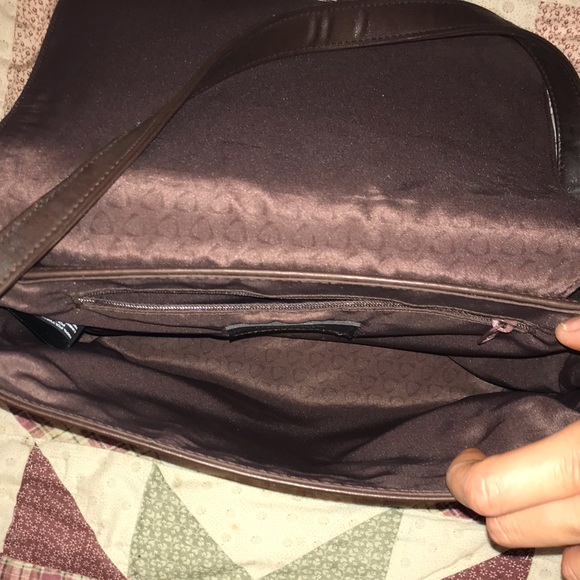 Vintage Liz Claiborne Brown Shoulder Bag - Picture 4 of 11